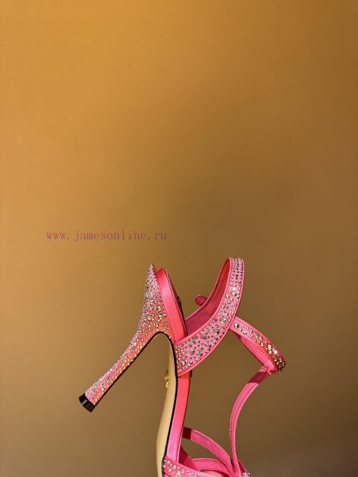 The mostDolce&Gabbana's stunning butterflies🦋 Rhinestone decorated high heelsWith full firepafloa07o - Image 7