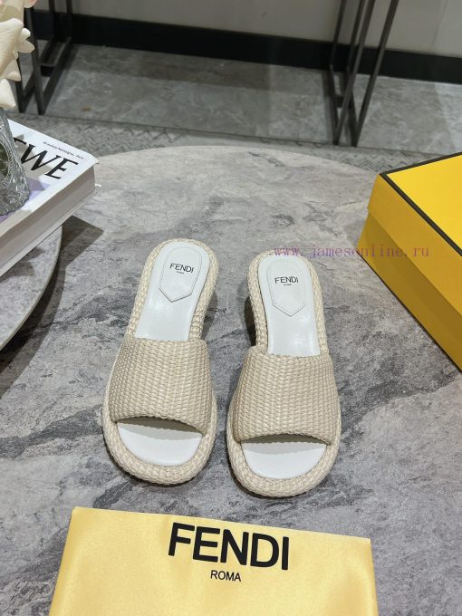 Top Fendi fashion show flagship series, new products launched, inspired by the design of Fen8whlt0t1 - Image 2