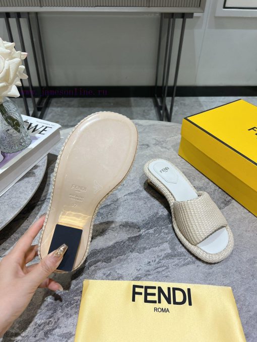 Top Fendi fashion show flagship series, new products launched, inspired by the design of Fen8whlt0t1 - Image 6