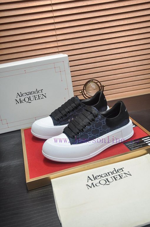 P. MQUEEN McQueen Couple's Official Website Simultaneous Release, I can't think of any reasogl2gts7s - Image 5