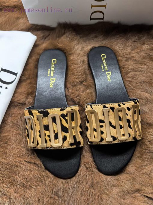 Top [Strong] [Strong] Dior 2024s New Fashion Show Explosive Letter Metal Logo Lazy Slippers,xqrhysdu - Image 2