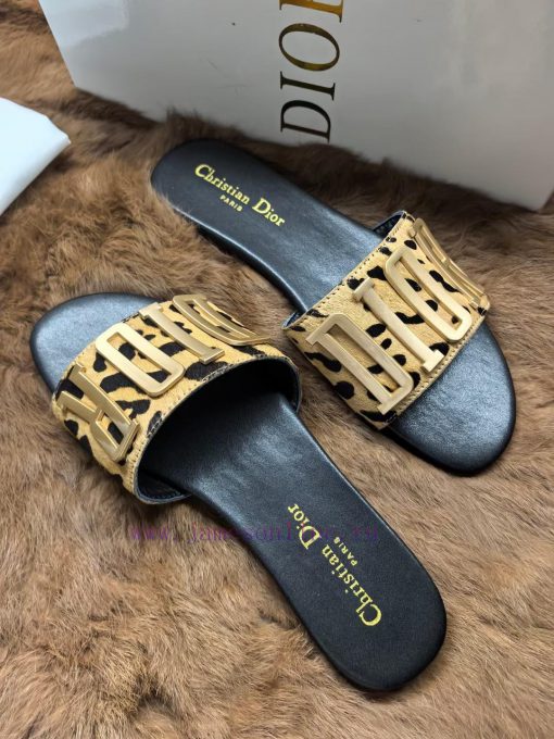 Top [Strong] [Strong] Dior 2024s New Fashion Show Explosive Letter Metal Logo Lazy Slippers,xqrhysdu - Image 9