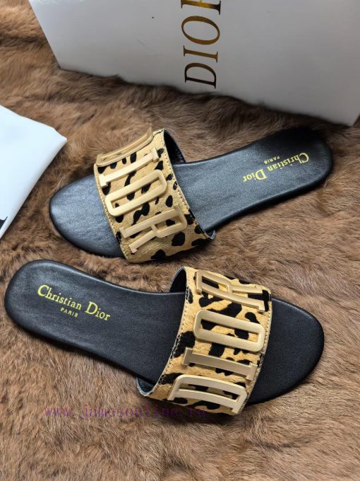 Top [Strong] [Strong] Dior 2024s New Fashion Show Explosive Letter Metal Logo Lazy Slippers,xqrhysdu - Image 10