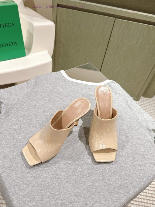 | ²⁰²4 𝐬𝐬  🤍🤎 BV Knot series metal heel slippers with high heels~Original version and 8.5 1:40m67yb5 - Image 4