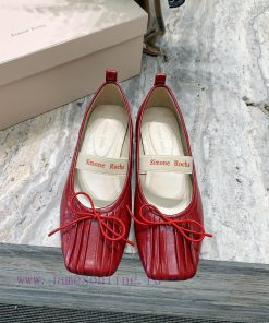Simone Rocha's new spring/summer 24 Mary Jane ballet shoes 🩰 Different Mary Jane, the balletflotcasl