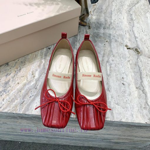Simone Rocha's new spring/summer 24 Mary Jane ballet shoes 🩰 Different Mary Jane, the balletflotcasl