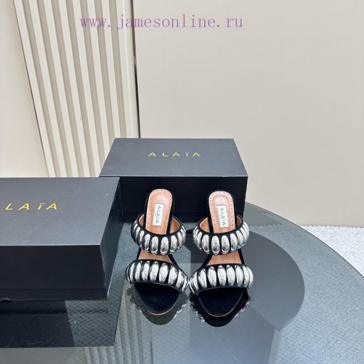 Black Color 380ALAIA24 spring/summer silver metallic suede sandals have insights into women'x8y9l2dr - Image 3