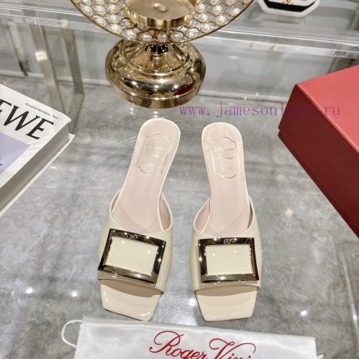 Roger Vivier RV open toed metal square buckle high-heeled slippers for cooldown, new RV earlkv7iuuwq