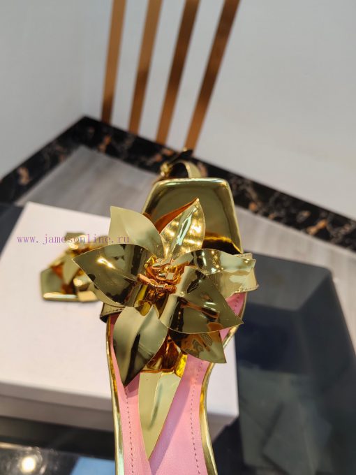 Out, Balmain 2024 Spring/Summer Fashion Show Center Control High Heel SandalsBrand Balmain 𝘽fpqzl0ai - Image 5