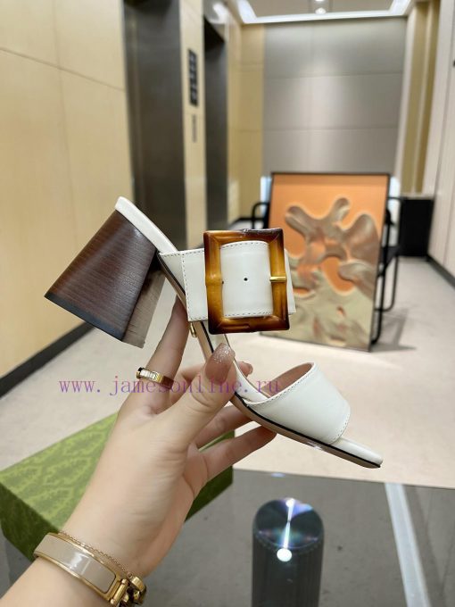 P, genuine leather outsoleGucclGucci's new bamboo buckle sandals The design is perfectly cra3a0uk84c