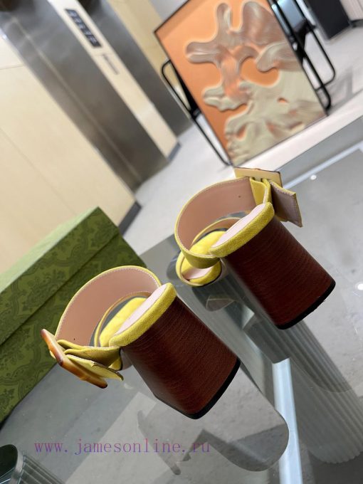 P, genuine leather outsoleGucclGucci's new bamboo buckle sandals The design is perfectly cra1gb4a9rf - Image 8