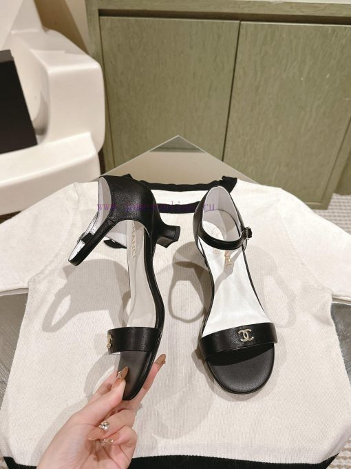 | ²⁰²4 𝐬𝐬  🤍🤎𝐂𝐡 * 𝐧𝐞𝐥 Chanel Hot selling Genuine Silk One Belt SandalsThe upper of the sh36mm811z - Image 4