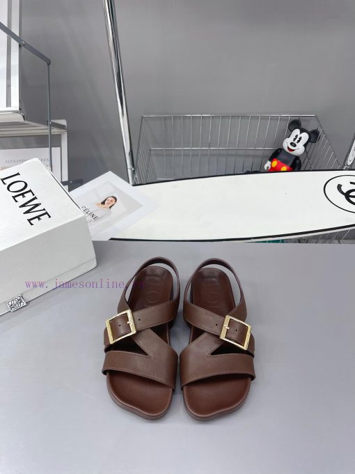 The new Roman sandals are here, comfortable yet not monotonousSandals made of Ease sheepskint6egckg5 - Image 2