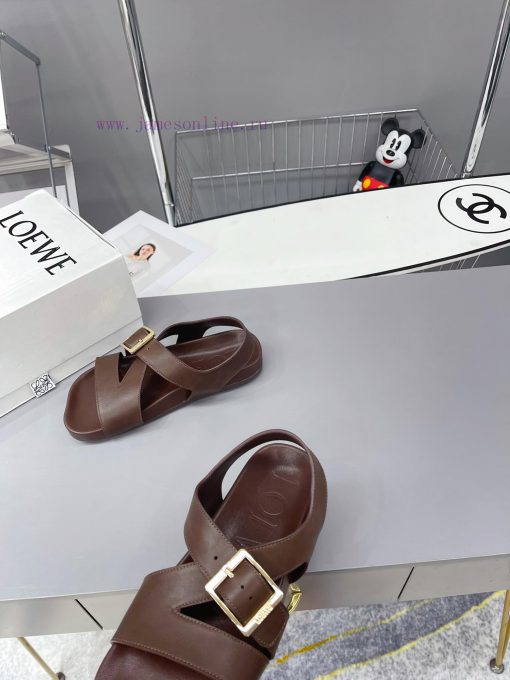 The new Roman sandals are here, comfortable yet not monotonousSandals made of Ease sheepskint6egckg5 - Image 5