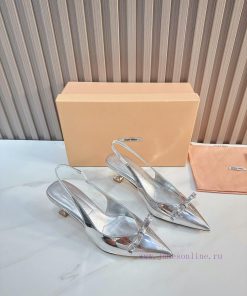 The 2024 new product MIU MIU has a brand new and super beautiful decoration combination, fulfzwlofei