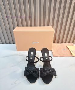 The 2024 new product MIU MIU has a brand new and super beautiful decoration combination, fulj8zbbxho
