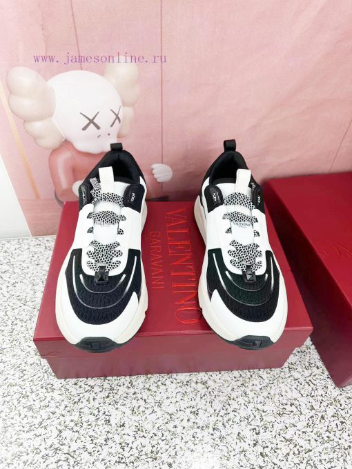 VALENTINONew True Act sneakers with comfortable mesh fabric for smooth contours and full griyxfl6gyh