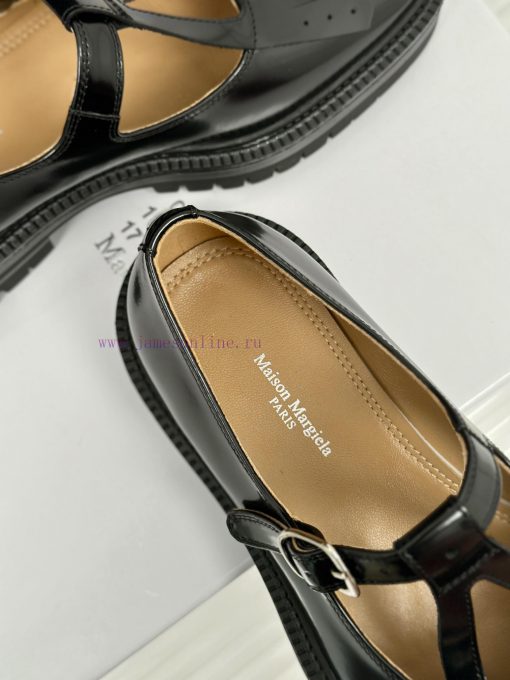 MaisonMargiela | MM6 MargielaVintage fringed Mary Jane shoes with split toe design~Pig trottna4rgrus - Image 9