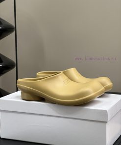 maisonmargiela ss24 newMM6 Magila rubber slippersThe perfect fusion of minimalism and indivi1935zil6