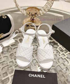 Chanel | Chanel 2024 SummerThe color of this season's sandals is due to the beautiful hardwale4nzq0l