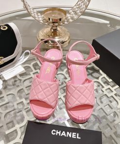 Chanel | Chanel 2024 SummerThe color of this season's sandals is due to the beautiful hardwa9vsluno0