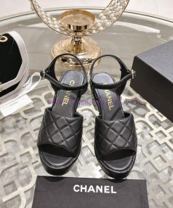 Chanel | Chanel 2024 SummerThe color of this season's sandals is due to the beautiful hardwalt5vthz5