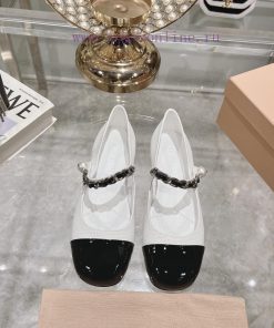 MIUMU 2024 Spring/Summer New Mary Jane Single ShoesThe combination of color blocking and supyuy95vo0