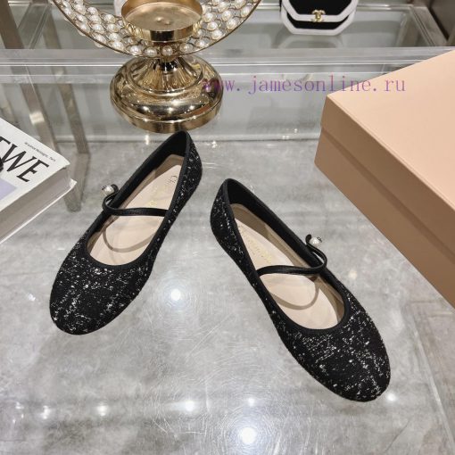 Top tierDior 2024 vs Spring/Summer New CollectionRound toe single shoe with small pearl stral4imkiiq - Image 3