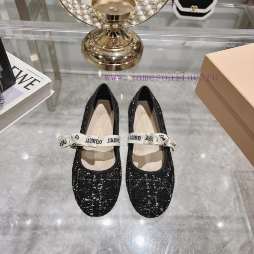 Top tierDior 2024 vs Spring/Summer New CollectionRound toe single shoe with small pearl stracidcrcrm - Image 2