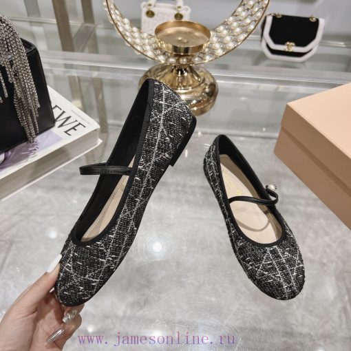 Top tierDior 2024 vs Spring/Summer New CollectionRound toe single shoe with small pearl straxsvawujc - Image 5