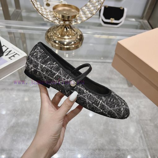 Top tierDior 2024 vs Spring/Summer New CollectionRound toe single shoe with small pearl straxsvawujc - Image 6
