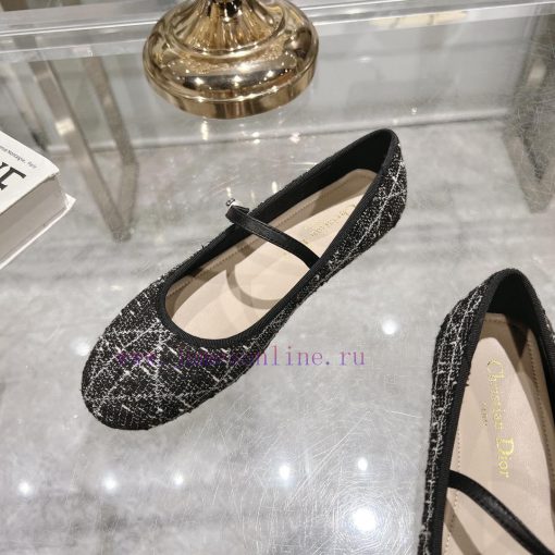 Top tierDior 2024 vs Spring/Summer New CollectionRound toe single shoe with small pearl straxsvawujc - Image 7