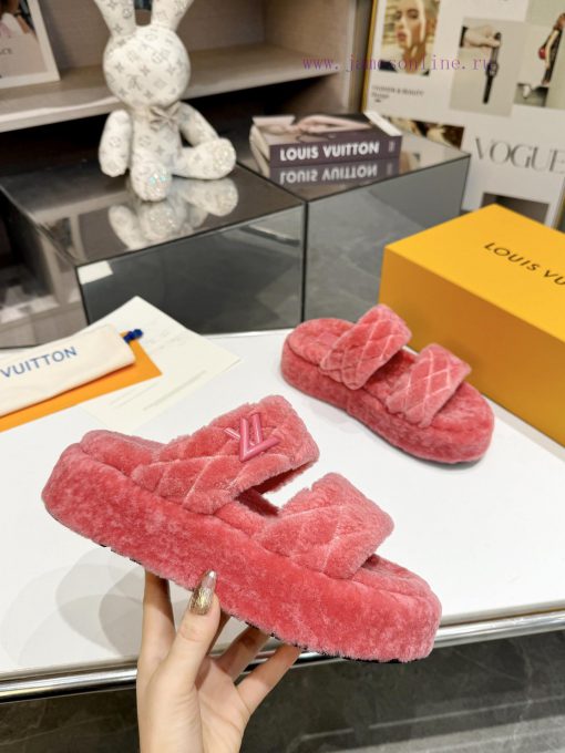 Complete set of high-end gift box packagingLoui& Vuitto& 2024Flat bottomed sandals 🦋 ️Detail952sn12h - Image 10