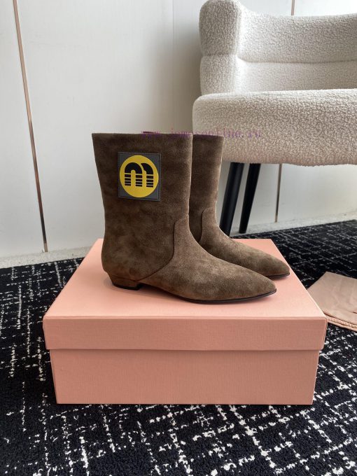 Top qualitymiu miu ss24 new arrival～Miu Home 2024 Autumn/Winter | New Pointed Short BootsThizh4on1a6 - Image 3