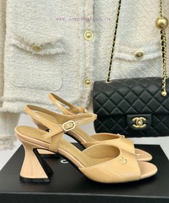Chanel | Chanel 24P New ProductDouble C thick heel sandals seriesThe shoe upper is made of im6kyebc9