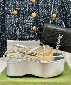 Gucci24S Spring/Summer New Product ShowThick soled chain sandalsG Home is reflecting a sensefd7j2zyf