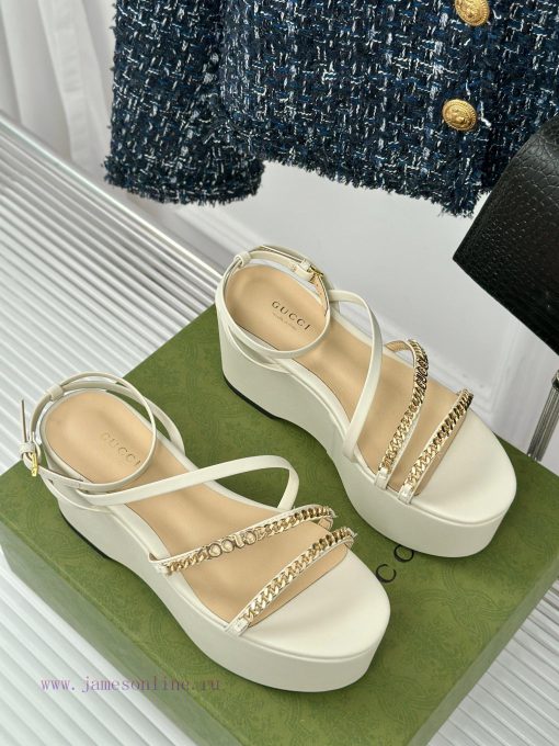 Gucci24S Spring/Summer New Product ShowThick soled chain sandalsG Home is reflecting a sense4yk61fsf - Image 4