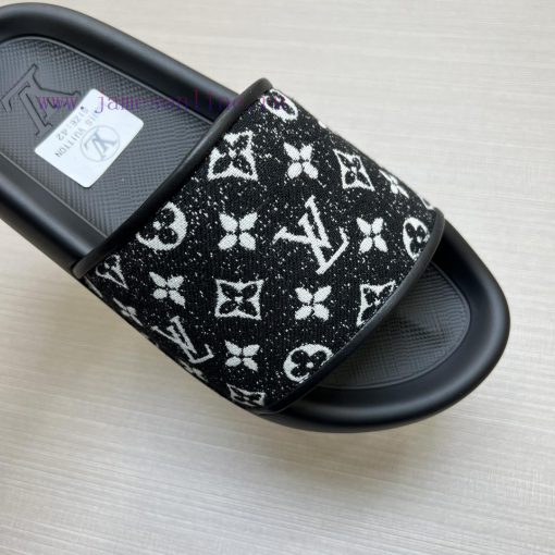 LV Louis Vuitton's popular men's slippers on the official website are now available for sale7nn8paz3 - Image 7