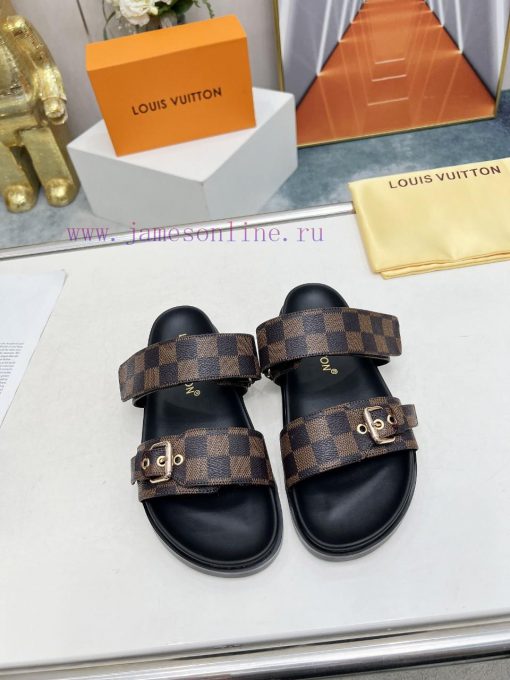 p. Louis Vuitton's spring and summer new slippers are hot on the market, with 11 high-end cuzyqqni9l - Image 5