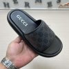 GucciGucci men's fashionable slippers are a must-have for spring and summer. The shoe surfackaugmf0z
