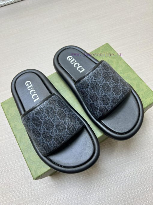 GucciGucci men's fashionable slippers are a must-have for spring and summer. The shoe surfackaugmf0z - Image 4