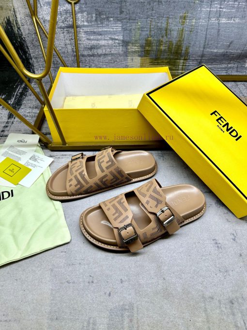 FENDI's latest popular double strap flat bottom slippers, laser engraved FF pattern on brown8gu8b5nc - Image 4