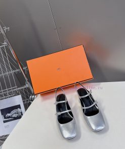 Hermes Autumn/Winter New Collection Mary JaneThe only H family strap Mary Jane's minimalist yh4oh899