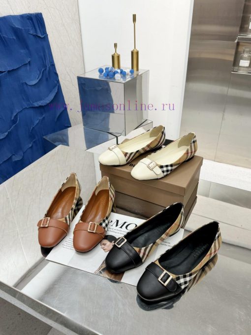Burberry's classic plaid flat shoes are the least picky and age limited shoes to date. Every568ih5nh - Image 8