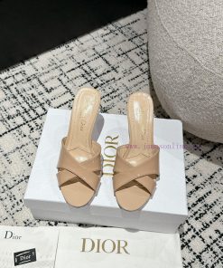 Dior 24/Early Spring Hot selling SlippersThis high-heeled shoe reinterprets the La Parusiennbldoxv50