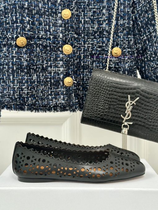 AlAIA | Classic retro hollowed out single shoe from AlAIAFull of girlish style, with both mouvlyep3j