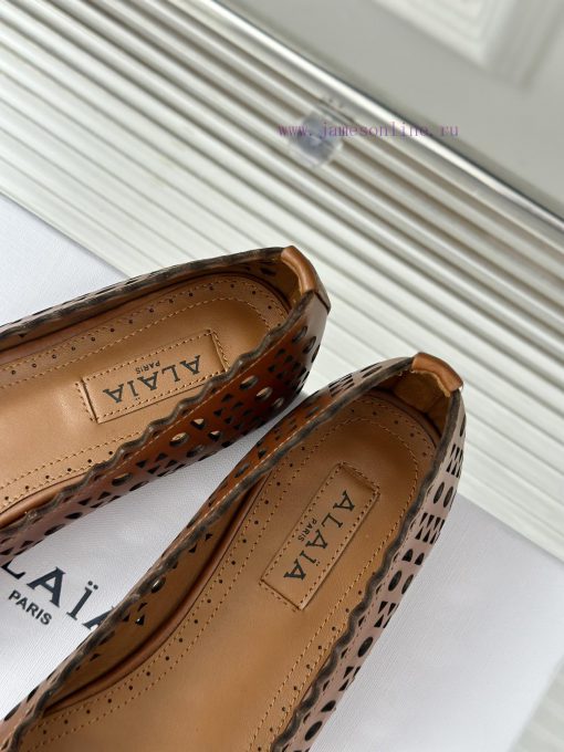 AlAIA | Classic retro hollowed out single shoe from AlAIAFull of girlish style, with both moadrrf251 - Image 9