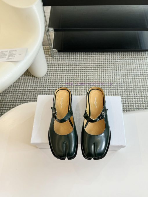 Maison Margiela MM6 Tabi Split Toe Shoes 2024 New Product Most Popular Purchasing Agent 11 e1emjjm8 - Image 2
