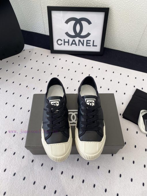 Chanel's new casual shoes are now available for sale. They are cute, retro, and show off the3ozyc5g9
