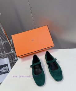 Hermes Autumn/Winter New Collection Mary JaneThe only H family strap Mary Jane's minimalist 070jx6h4